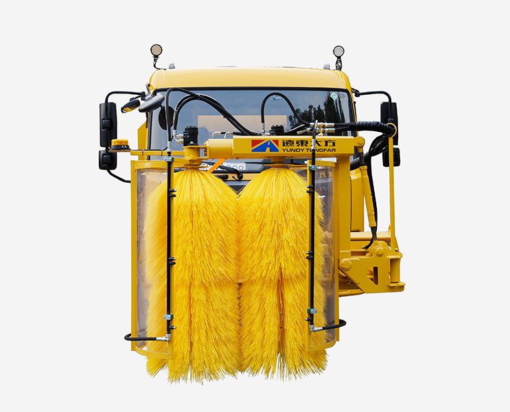 YDGC0712城市（shì）護欄清洗機